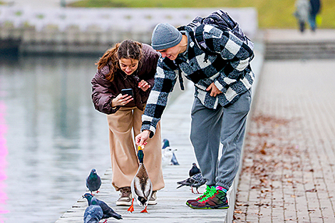 明斯克的斯维斯洛奇河堤岸