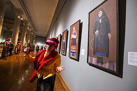 Art project “Sacred Women's Circle” on display at National Art Museum