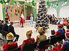 Театрализованный новогодний праздник в Белыничской школе-интернате 