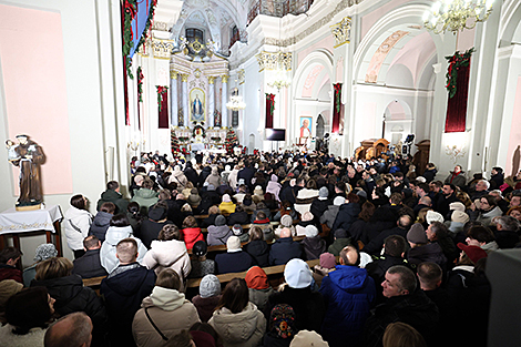 Праздничное богослужение в минском Кафедральном соборе Пресвятой Девы Марии