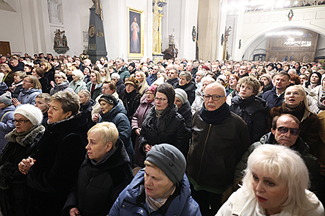 Калядная служба ў Фарным касцёле Гродна
