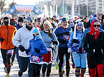 Покорение горнолыжных склонов, зимнее плавание и легкоатлетические забеги – как проводят каникулы любители активного отдыха в Беларуси