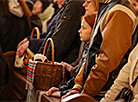 Catholics bless Easter food on Holy Saturday