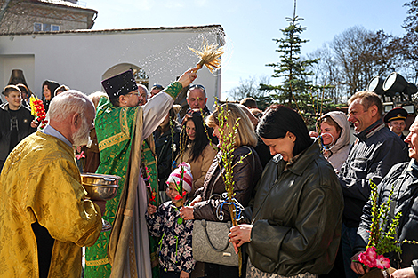 Вербная нядзеля ў гродзенскім Свята-Раства-Багародзічным мітрапаліцкім жаночым манастыры