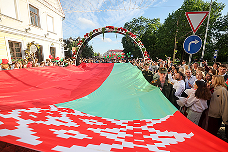 Выпускной вечер-2026 в центре города Гродно 