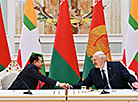 Президенты Беларуси и Мьянмы Александр Лукашенко и Мин Аун Хлайн провели переговоры в Минске 