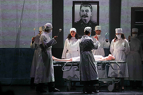 Купаловский театр представил премьеру спектакля 