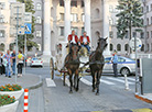 Classics at the Town Hall 2016: Baroque-style carriage in streets of Minsk