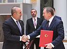 Пакет белорусско-турецких документов подписан в Минске по итогам переговоров на высшем уровне