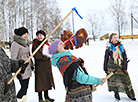 A Pull the Kolyada Up the Oak rite