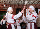 A Pull the Kolyada Up the Oak rite