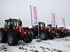 Parizh-Mosar, maiden tractor off-road rally in Belarus