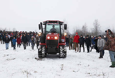 Parizh-Mosar, maiden tractor off-road rally in Belarus