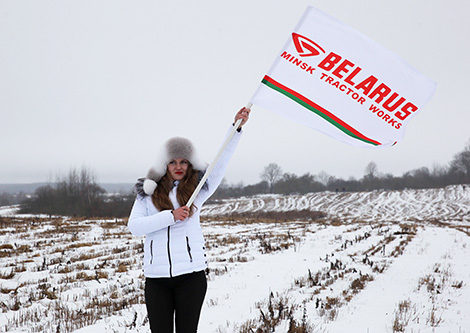 Parizh-Mosar, maiden tractor off-road rally in Belarus