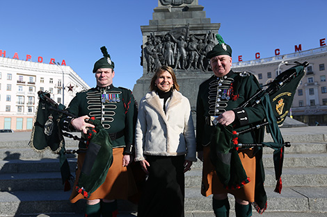 
British pipers, Belarus army orchestra perform in Minsk