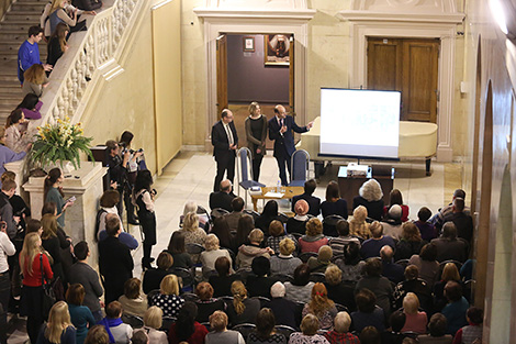 Meeting with Prince Maciej Radziwill at the National Art Museum of Belarus 