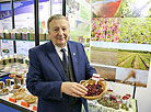 Cranberries as vitamin concentrate: syrup and raisin substitute