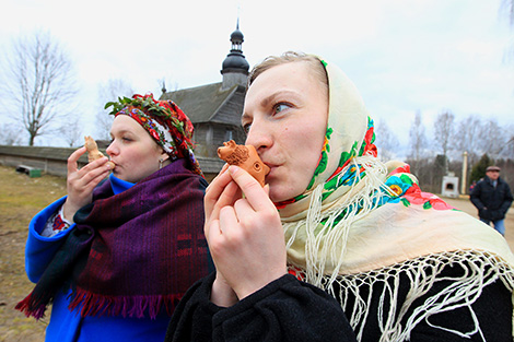 Spring festival in skansen museum