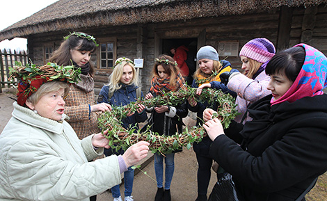 Gukanne Vyasny (Spring is Calling) rite in Lelchitsy District