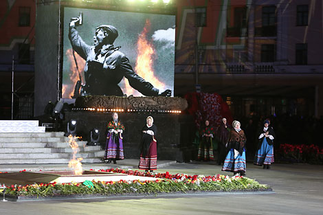 Victory Square 2017 concert