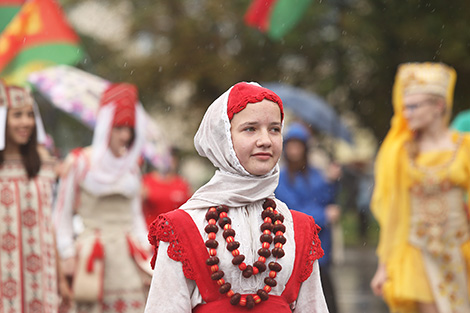 Festive walk under the national flag