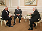 Lukashenko meets with Ignatenko and Gusman, gives interview to TASS
