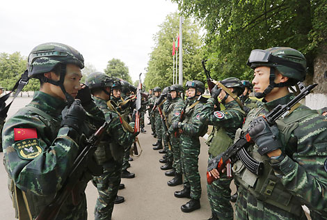白中联合反恐演习