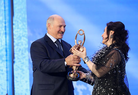 Belarus President Alexander Lukashenko bestowed a special prize Through Art to Peace and Understanding on the People’s Artist of Georgia and Russia Tamara Gverdtsiteli