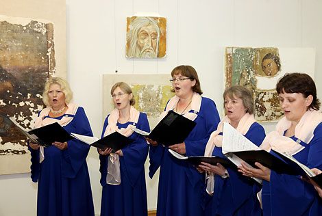 Mural paintings from Transfiguration Church on display at Slavianski Bazaar