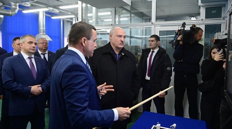 Lukashenko: Belarusian Kristall can outcompete top players of international diamond industry