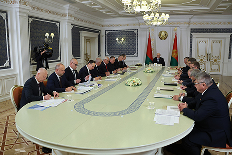 Focus on rental housing. Lukashenko convenes meeting on how and where to build