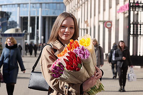 Lukashenko sends Women’s Day greetings to Belarusian women