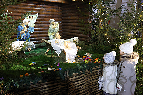 Lukashenko: Christmas reminds us that life is a priceless gift