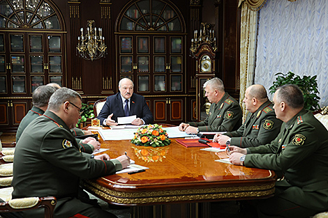 Lukashenko unveils details of Belarus-Russia joint military exercise