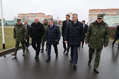 Lukashenko familiarized with artillery ordnance depot in Gomel