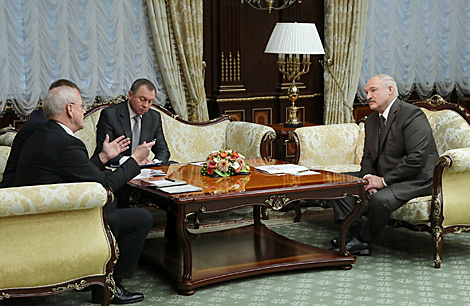 Belarus seeks to maintain normal relations with neighbors
