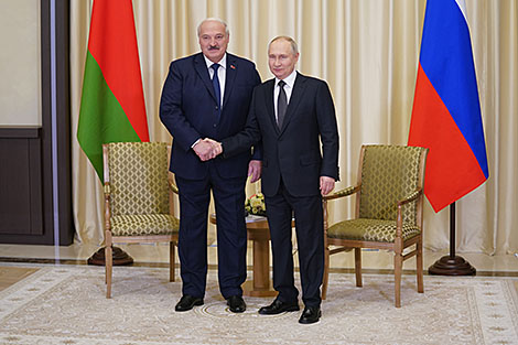Lukashenko hails progress in Belarus-Russia import substitution projects, urges more effort