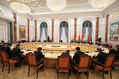 Lukashenko: Economic projects should be drivers of Belarus-Myanmar cooperation