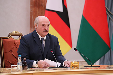 Belarus wants to reach strategic level of cooperation with Zimbabwe