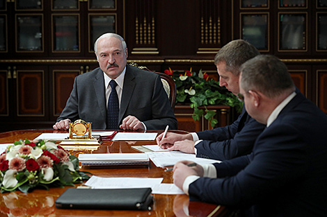 Wages in budget-funded organizations in focus of Belarus president