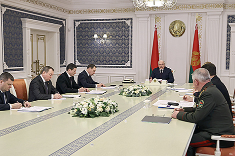 Lukashenko approves introduction of biometric passports, urges to finalize some aspects