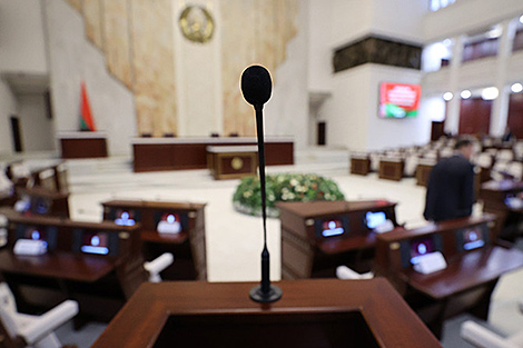 Lukashenko to meet with Belarusian MPs on 26 May
