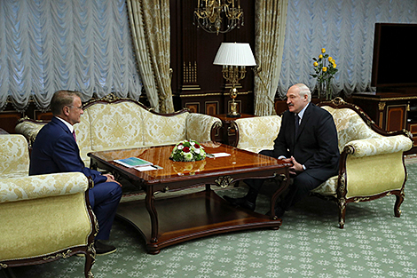 Sberbank of Russia encouraged to invest in major projects in Belarus