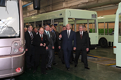 Lukashenko: 'Belkommunmash is an example to many.' Success story of Belarus' EV maker