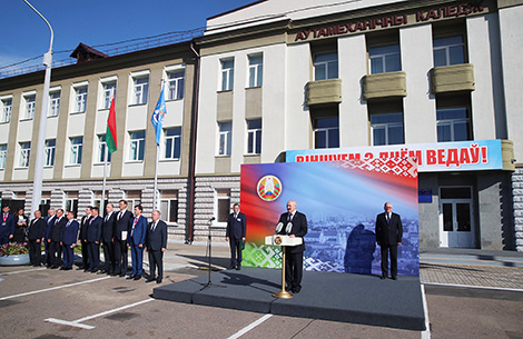 Lukashenko: Belarusian education should anticipate economy’s needs