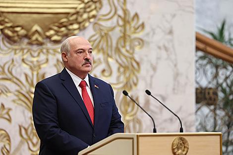 Lukashenko: As a nation Belarusians are no longer children, we are a nation