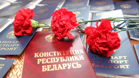 Lukashenko wishes Happy Constitution Day to Belarusian people