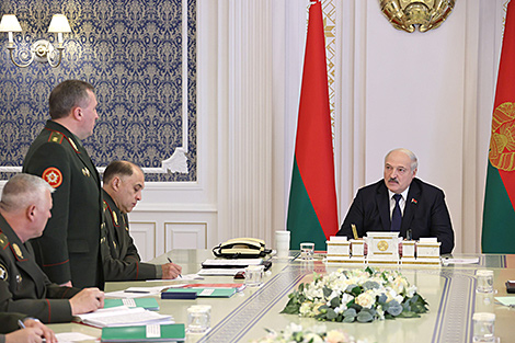 Lukashenko warns Ukraine against possible strike on Belarus