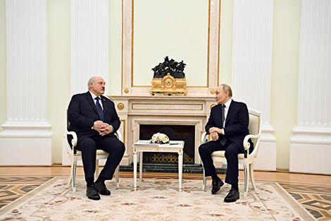 Lukashenko, Putin end negotiations after talking for over five hours