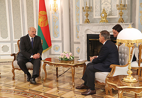 Lukashenko urges to reform Belarusian ice hockey training system